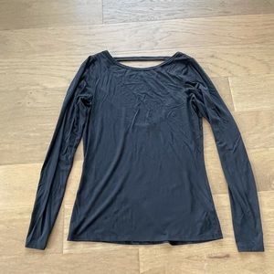 Alphalete Silky long sleeve